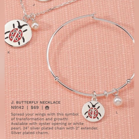 🦪 Vantel Pearls Butterfly Necklace N9142 - Picture 3 of 5